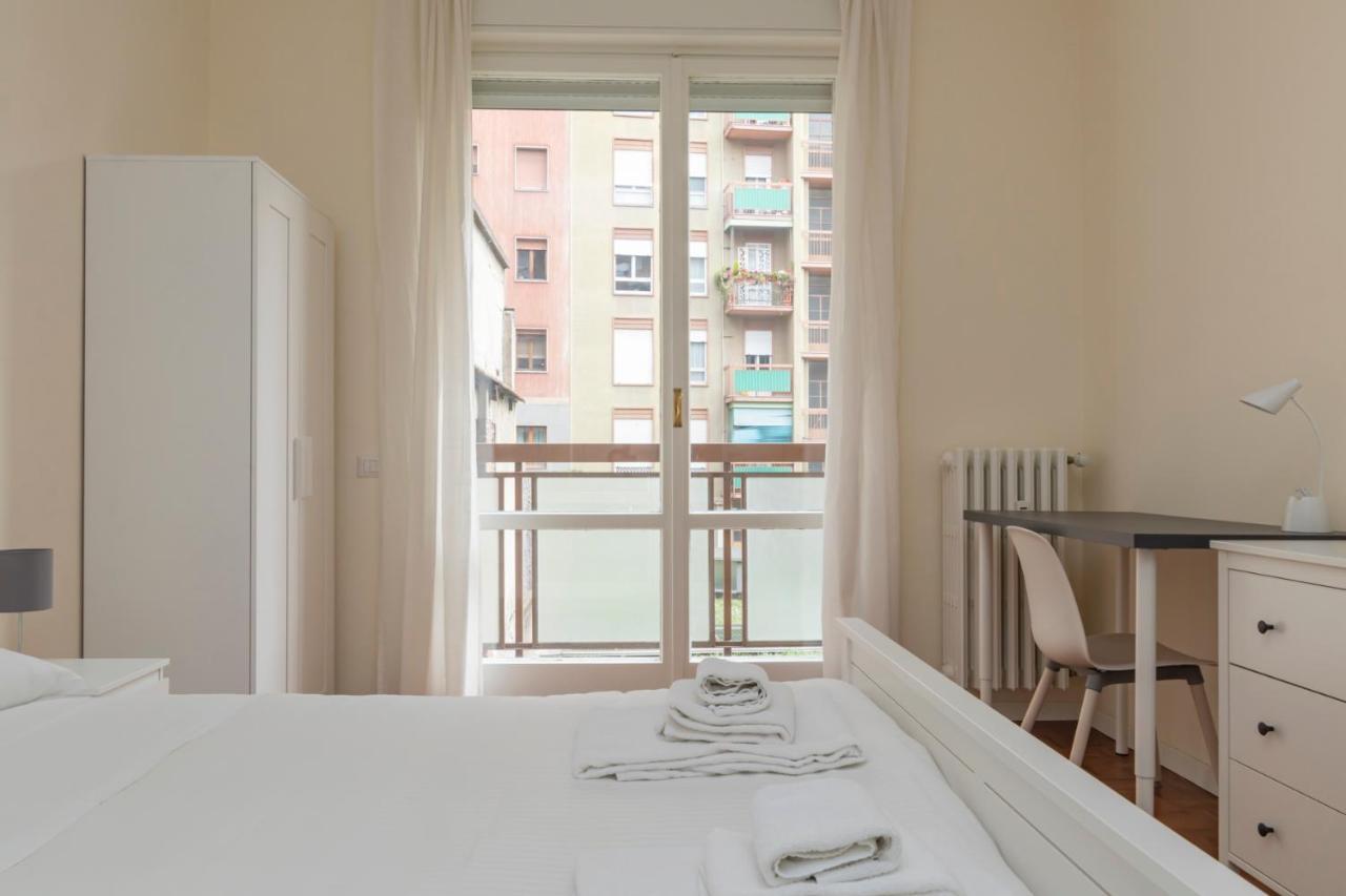 Joivy Modern 2Bed Flat With Balcony, 250M From M5 Foppa And M2 Sant'Agostino Apartment Milan Exterior photo
